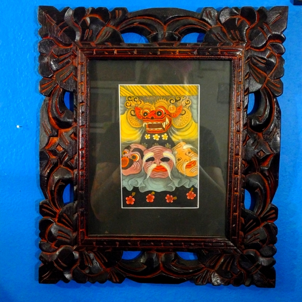 Hand carved Art NWOT